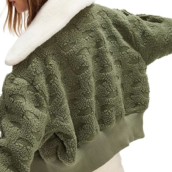 Free People Green Cozy Up Faux Fur Cardi in Crystal Kelp Olive Color Size M - Picture 3 of 10